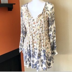 Free People Gorgeous  and Flattering Tunic